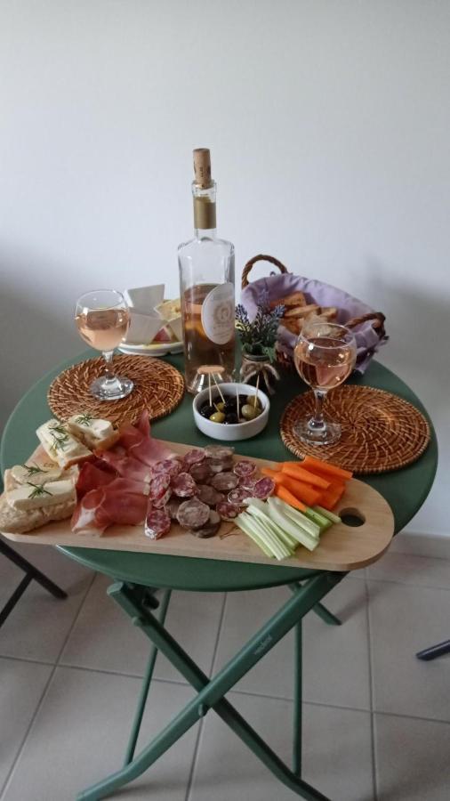 Bed and Breakfast Les Cigales Villelaure Zewnętrze zdjęcie