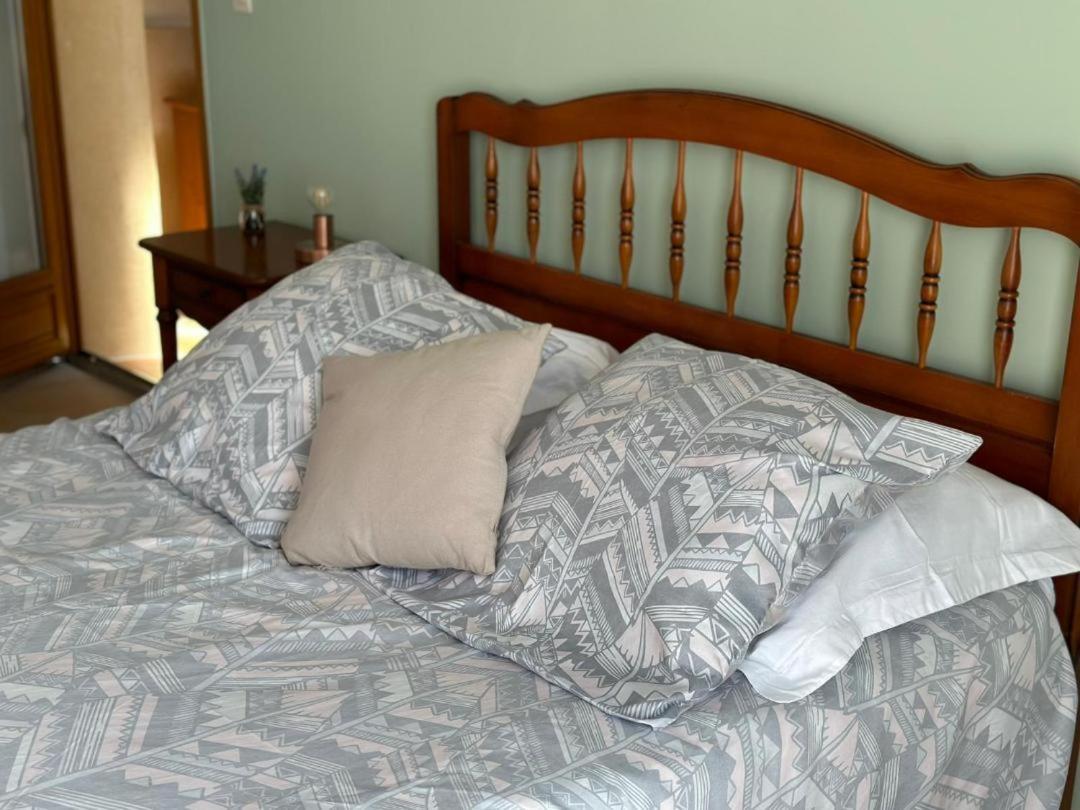 Bed and Breakfast Les Cigales Villelaure Zewnętrze zdjęcie